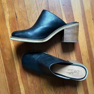 Anthropologie Seychelles 2 inch Mule Black